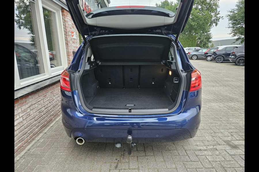 BMW 2 Serie Active Tourer 218i High Executive Edition Automaat! Trekhaak! Leer! NAP! 140PK! Nette Auto! Dealer Onderhouden!