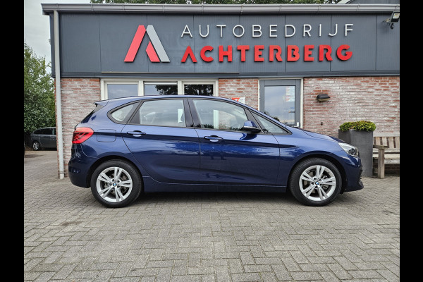 BMW 2 Serie Active Tourer 218i High Executive Edition Automaat! Trekhaak! Leer! NAP! 140PK! Nette Auto! Dealer Onderhouden!