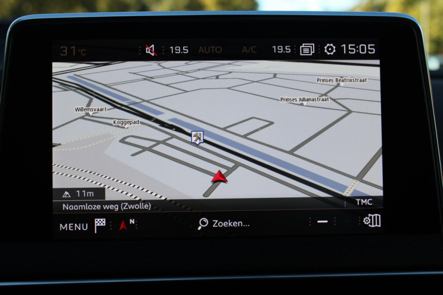 Peugeot 3008 1.6 180PK AUTOMAAT GT LINE | NAVIGATIE | CAMERA | APPLE CARPLAY/ANDROID AUTO | CLIMATE CONTROL | CRUISE CONTROL | FULL LED KOPLAMPEN | MISTLAMPEN VOOR | AFNEEMBARE TREKHAAK | 19" LICHTMETALEN VELGEN |
