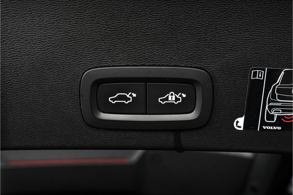 Volvo XC40 1.5 T4 Recharge Pano 360° Camera H/K Trekhaak CarPlay