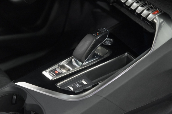 Peugeot 3008 1.6 HYbrid 225 Allure | Plug in Hybride | Camera | Dodehoekdetectie | Apple Carplay