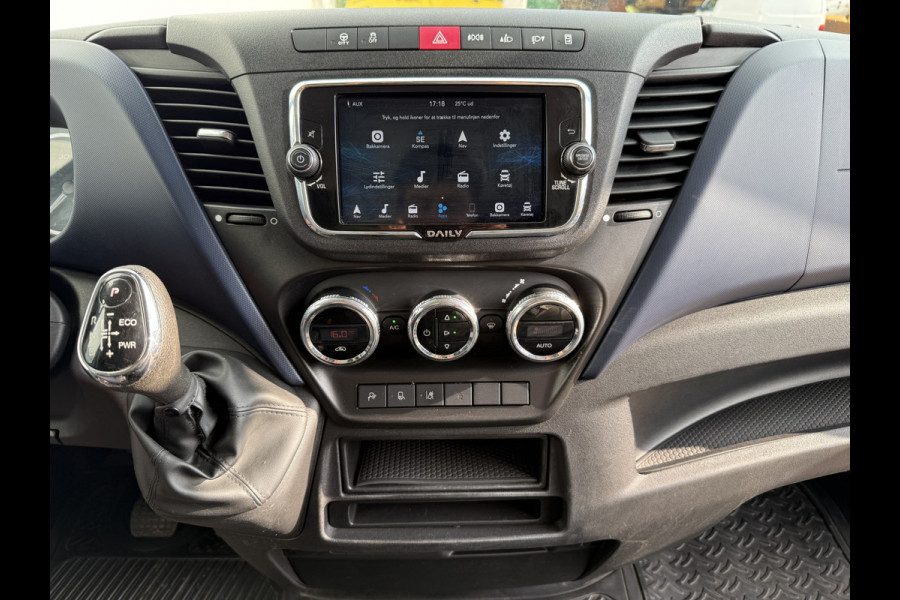 Iveco Daily 35C18 3.0 Automaat L2H2 Dubbellucht LED 3.5t Trekhaak Adaptieve Cruise Standkachel Climate Control Navigatie Camera