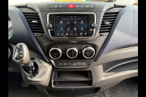 Iveco Daily 35C18 3.0 Automaat L2H2 Dubbellucht LED 3.5t Trekhaak Adaptieve Cruise Standkachel Climate Control Navigatie Camera