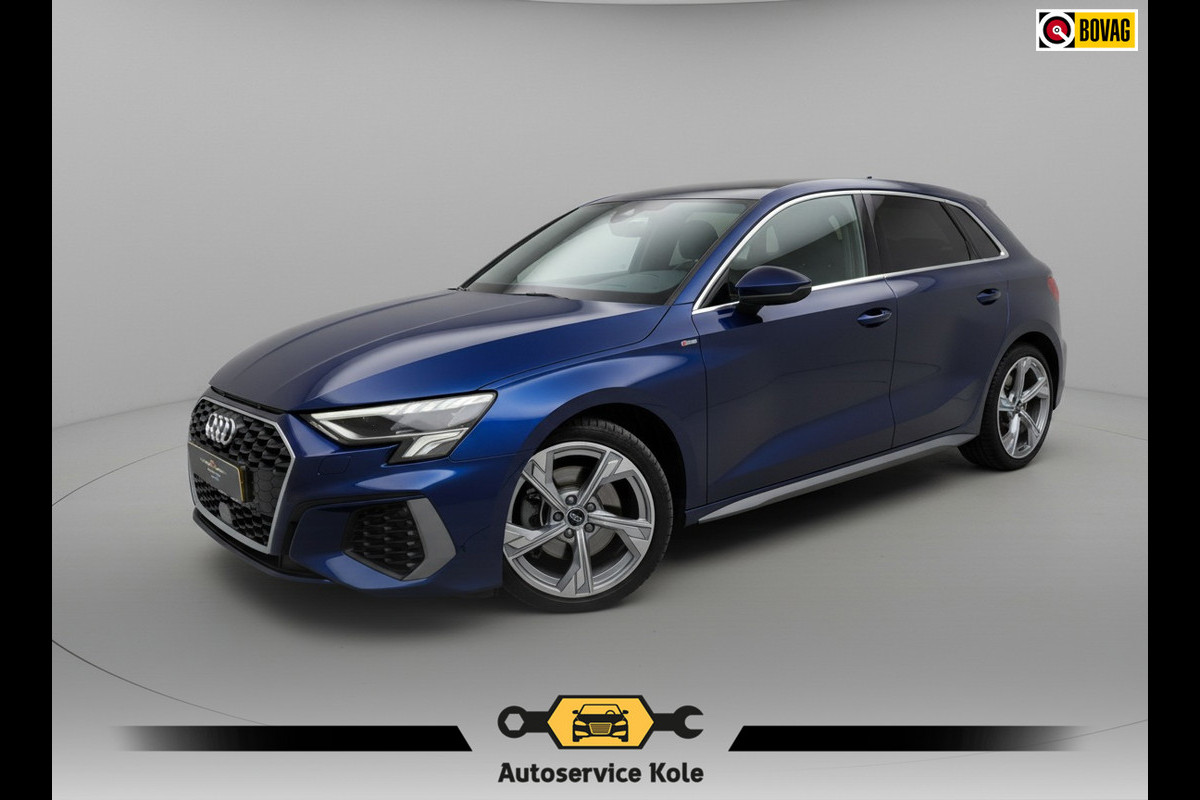 Audi A3 Sportback 30 TFSI S-line edition AUTOMAAT * Navigatie * Parkeersensoren * Audi Sound *