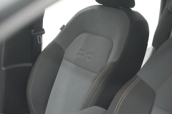 Dacia Jogger TCe 110 Extreme | 7 Zitplaatsen | Camera | Dodehoekdetectie | Stoelverwarming | Apple Carplay