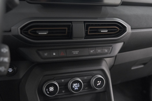 Dacia Jogger TCe 110 Extreme | 7 Zitplaatsen | Camera | Dodehoekdetectie | Stoelverwarming | Apple Carplay