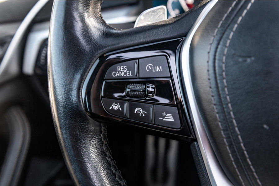 BMW 5 Serie Touring 540i xDrive M-Sport I Bowers & Wilkins I Panoramadak I Stoelkoeling & verwarming I 20" Breedset nieuw