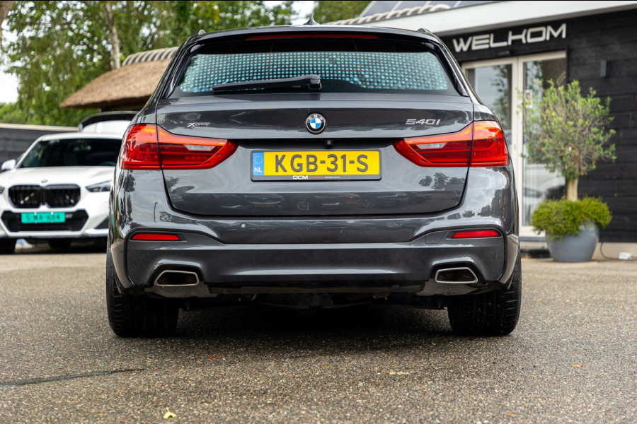 BMW 5 Serie Touring 540i xDrive M-Sport I Bowers & Wilkins I Panoramadak I Stoelkoeling & verwarming I 20" Breedset nieuw