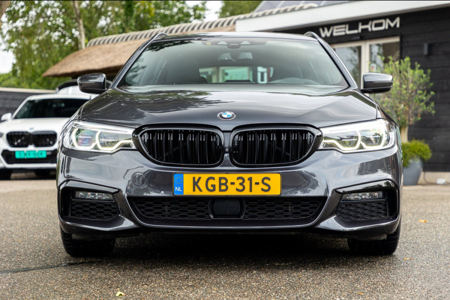 BMW 5 Serie Touring 540i xDrive M-Sport I Bowers & Wilkins I Panoramadak I Stoelkoeling & verwarming I 20" Breedset nieuw