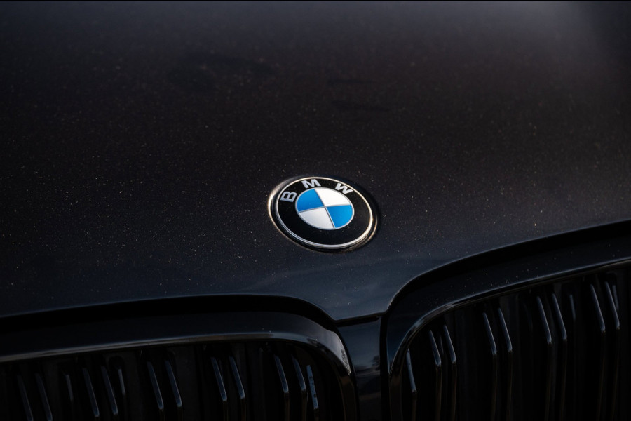 BMW 5 Serie Touring 540i xDrive M-Sport I Bowers & Wilkins I Panoramadak I Stoelkoeling & verwarming I 20" Breedset nieuw