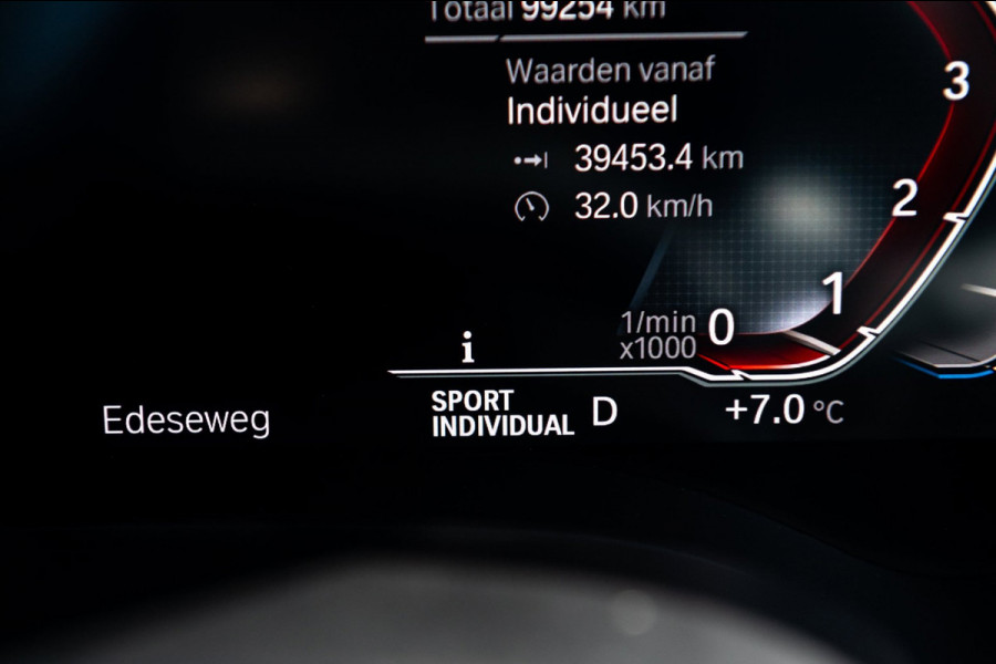 BMW 5 Serie Touring 540i xDrive M-Sport I Bowers & Wilkins I Panoramadak I Stoelkoeling & verwarming I 20" Breedset nieuw