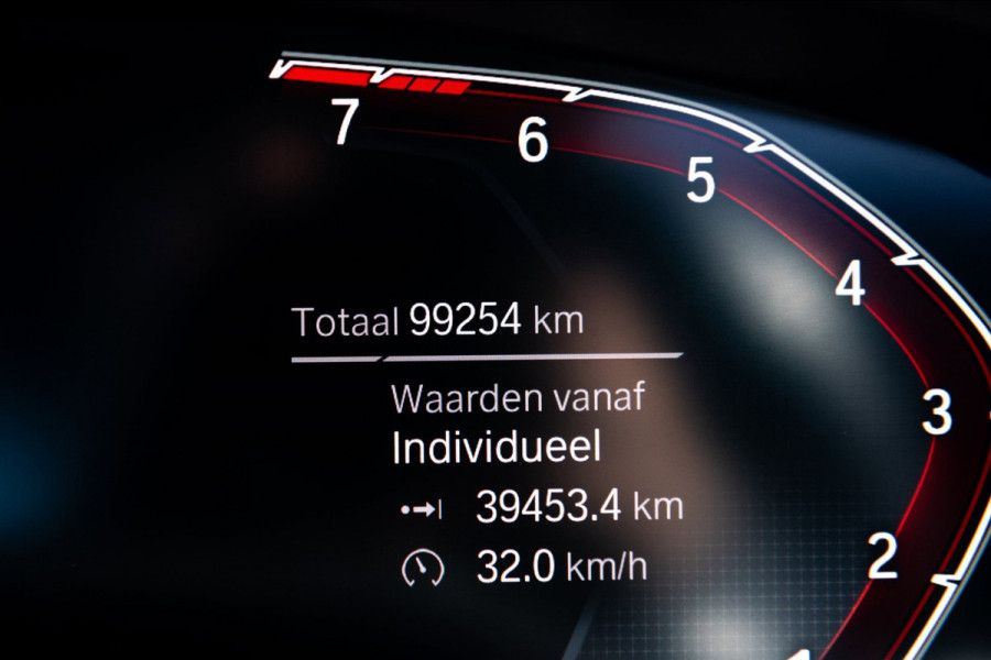 BMW 5 Serie Touring 540i xDrive M-Sport I Bowers & Wilkins I Panoramadak I Stoelkoeling & verwarming I 20" Breedset nieuw