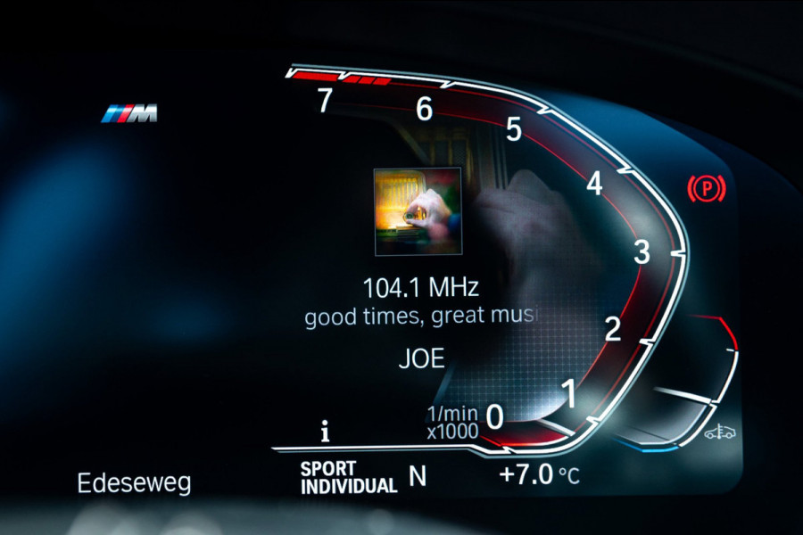 BMW 5 Serie Touring 540i xDrive M-Sport I Bowers & Wilkins I Panoramadak I Stoelkoeling & verwarming I 20" Breedset nieuw