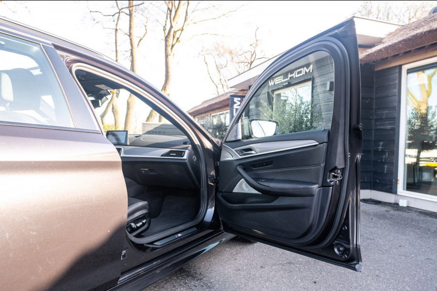 BMW 5 Serie Touring 540i xDrive M-Sport I Bowers & Wilkins I Panoramadak I Stoelkoeling & verwarming I 20" Breedset nieuw