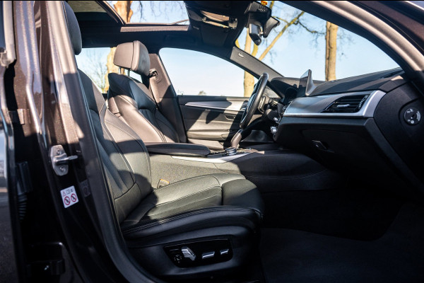 BMW 5 Serie Touring 540i xDrive M-Sport I Bowers & Wilkins I Panoramadak I Stoelkoeling & verwarming I 20" Breedset nieuw