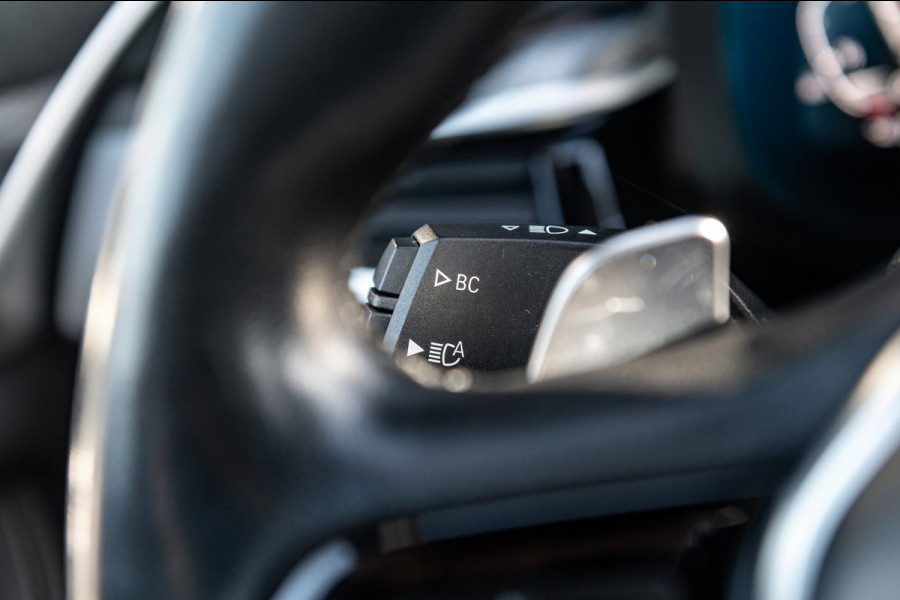 BMW 5 Serie Touring 540i xDrive M-Sport I Bowers & Wilkins I Panoramadak I Stoelkoeling & verwarming I 20" Breedset nieuw