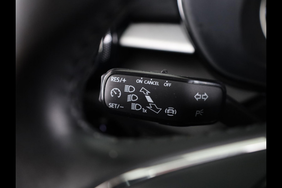 Škoda Fabia 1.0 TSI Ambition 95 pk | Navigatie via App | Parkeersensoren achter | Cruise control | LED koplampen | Apple Carplay/Android Auto |