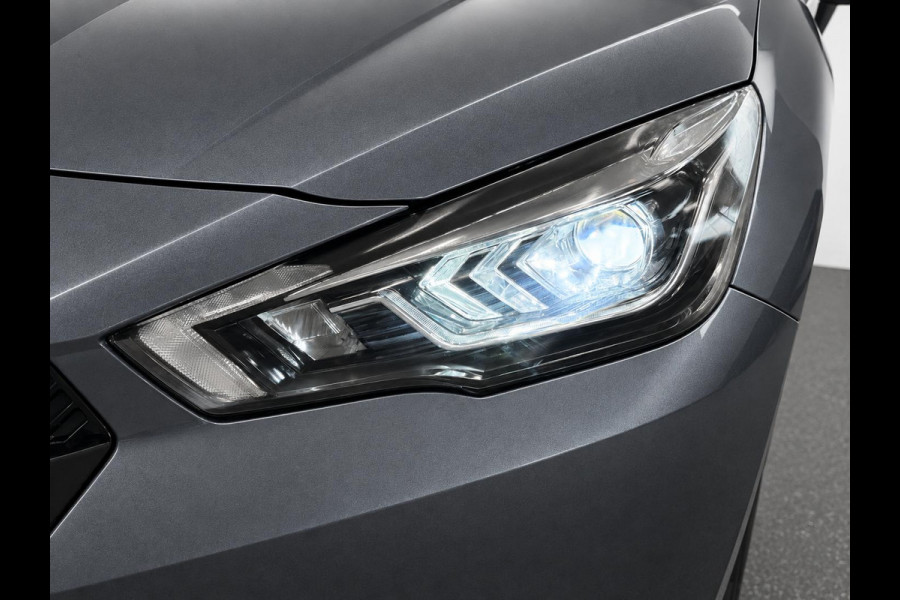 Nissan Micra 1.0 IG-T N-Connecta 101pk Camera Navigatie Apple Carplay Android Auto LED Koplampen Cruise Control Parkeersensoren Climate Control
