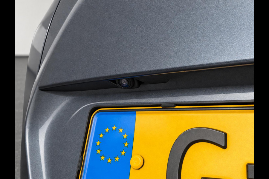 Nissan Micra 1.0 IG-T N-Connecta 101pk Camera Navigatie Apple Carplay Android Auto LED Koplampen Cruise Control Parkeersensoren Climate Control