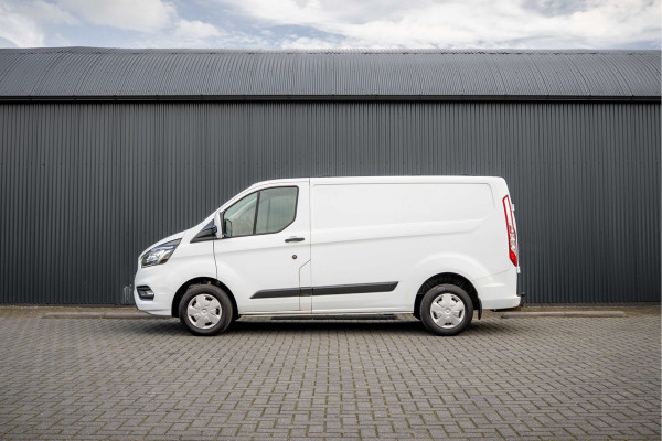 Ford Transit Custom L1H1 | 3-Zits | 130 PK | Camera | Cruise | PDC | Airco | Trekhaak