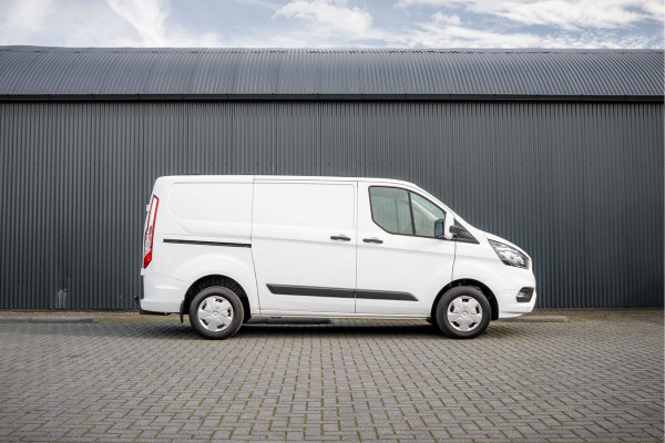 Ford Transit Custom L1H1 | 3-Zits | 130 PK | Camera | Cruise | PDC | Airco | Trekhaak