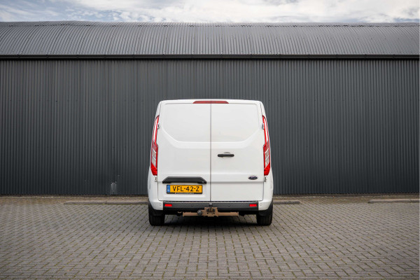 Ford Transit Custom L1H1 | 3-Zits | 130 PK | Camera | Cruise | PDC | Airco | Trekhaak