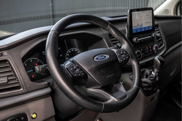 Ford Transit Custom L1H1 | 3-Zits | 130 PK | Camera | Cruise | PDC | Airco | Trekhaak