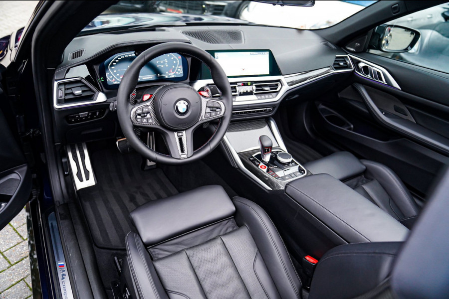 BMW 4 Serie Cabrio M4 xDrive Competition | Akrapovic | Carbon Package | Harman/Kardon | Nekverwarming | Laser | Adaptieve Cruise