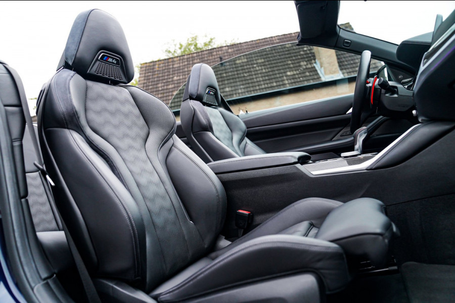 BMW 4 Serie Cabrio M4 xDrive Competition | Akrapovic | Carbon Package | Harman/Kardon | Nekverwarming | Laser | Adaptieve Cruise