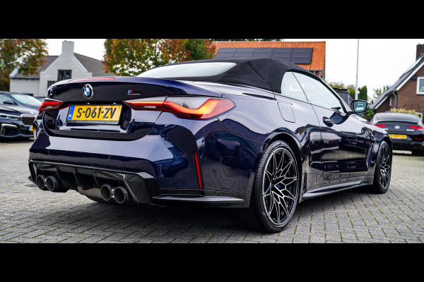 BMW 4 Serie Cabrio M4 xDrive Competition | Akrapovic | Carbon Package | Harman/Kardon | Nekverwarming | Laser | Adaptieve Cruise