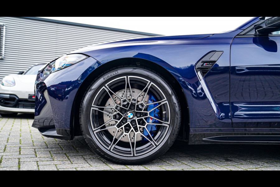BMW 4 Serie Cabrio M4 xDrive Competition | Akrapovic | Carbon Package | Harman/Kardon | Nekverwarming | Laser | Adaptieve Cruise