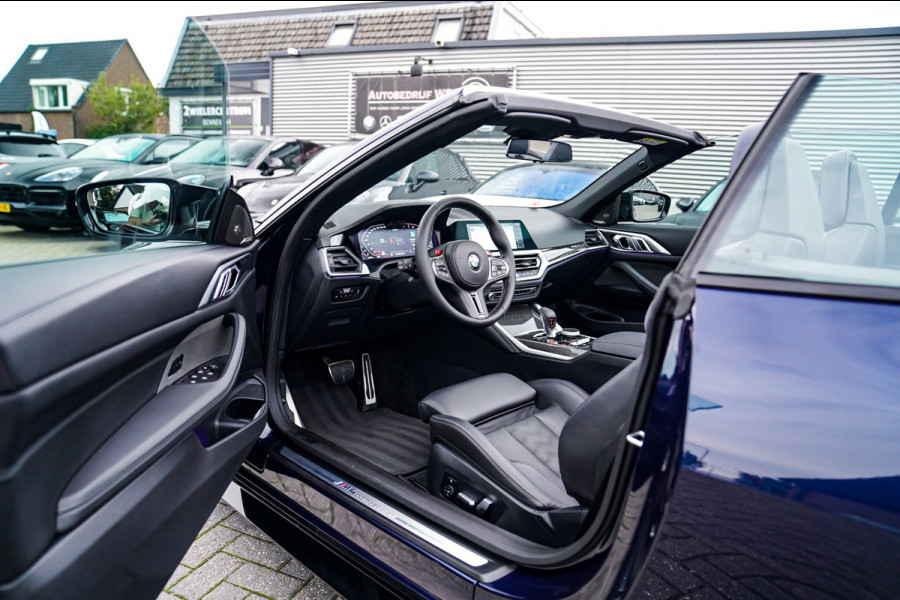 BMW 4 Serie Cabrio M4 xDrive Competition | Akrapovic | Carbon Package | Harman/Kardon | Nekverwarming | Laser | Adaptieve Cruise
