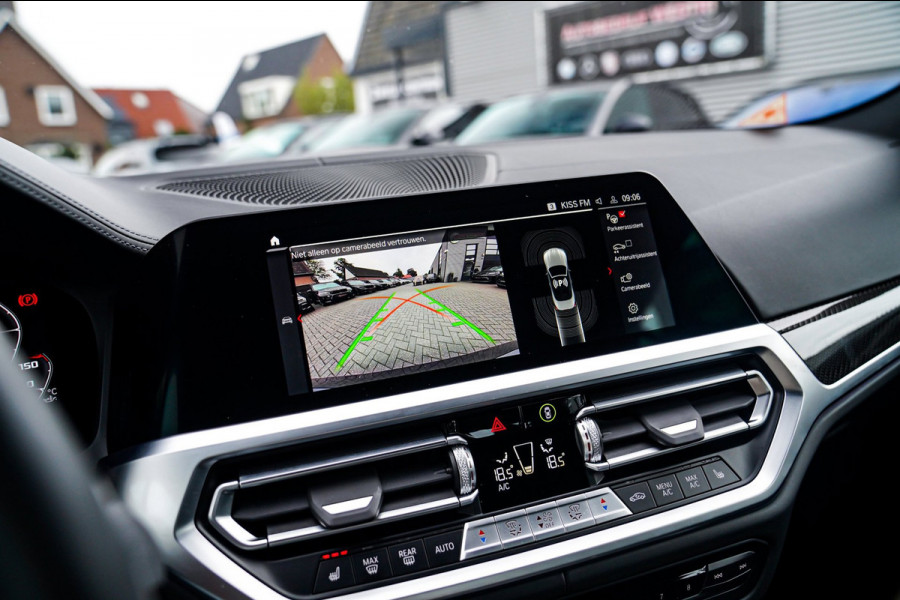BMW 4 Serie Cabrio M4 xDrive Competition | Akrapovic | Carbon Package | Harman/Kardon | Nekverwarming | Laser | Adaptieve Cruise