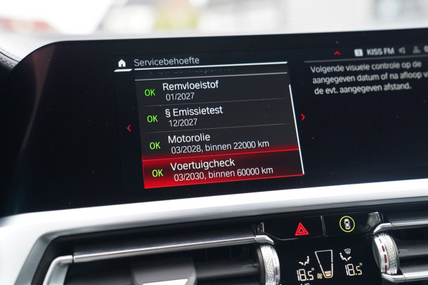 BMW 4 Serie Cabrio M4 xDrive Competition | Akrapovic | Carbon Package | Harman/Kardon | Nekverwarming | Laser | Adaptieve Cruise