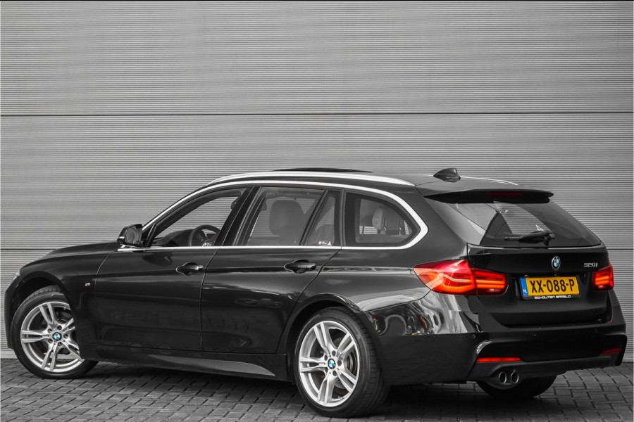 BMW 3 Serie Touring 320i Edition M Sport Shadow Pano Camera PDC HiFi 18"