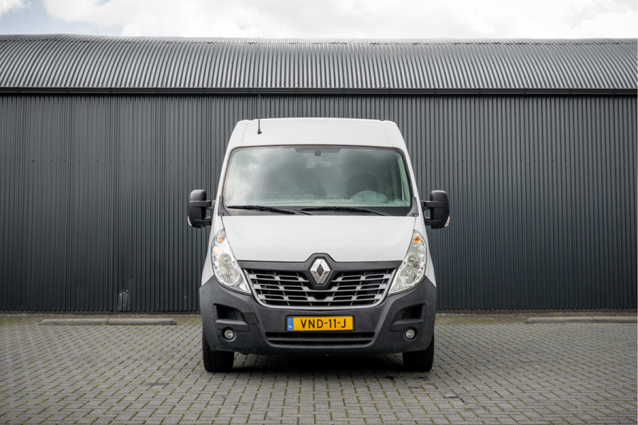 Renault Master 2.3 dCi 130 PK | L3H2 | 3-Zits | Camera | Cruise | Airco