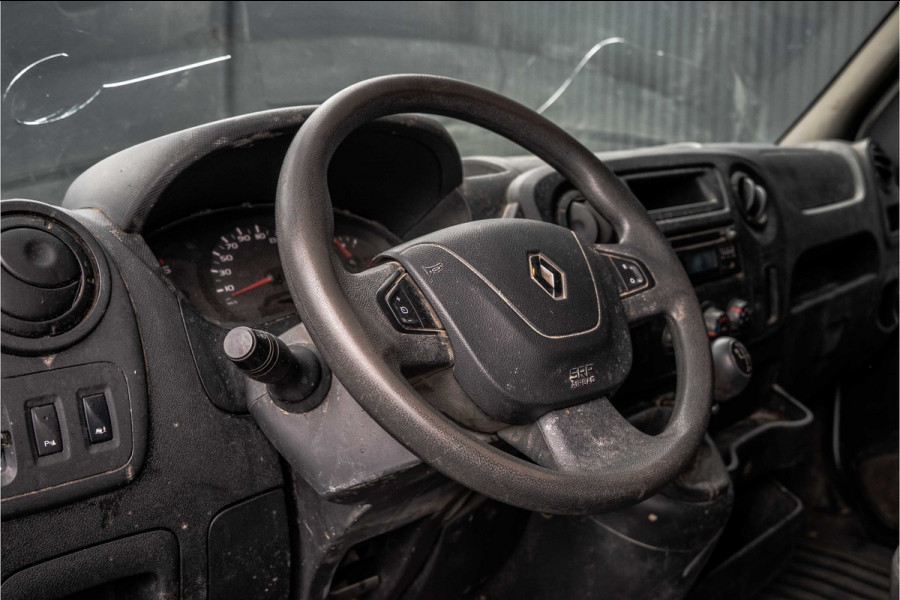 Renault Master 2.3 dCi 130 PK | L3H2 | 3-Zits | Camera | Cruise | Airco