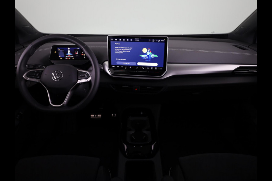 Volkswagen ID.4 Pro Limited Edition Plus 77 kWh accu 210 kW / 286 / Panoramadak / Trekhaak / Massage / IQ-light