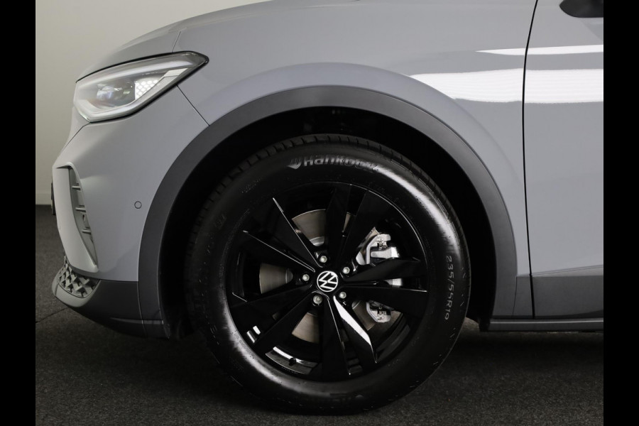 Volkswagen ID.4 Pro Limited Edition Plus 77 kWh accu 210 kW / 286 / Panoramadak / Trekhaak / Massage / IQ-light