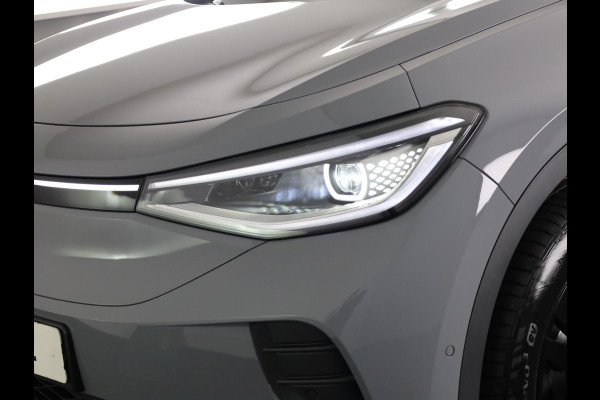 Volkswagen ID.4 Pro Limited Edition Plus 77 kWh accu 210 kW / 286 / Panoramadak / Trekhaak / Massage / IQ-light