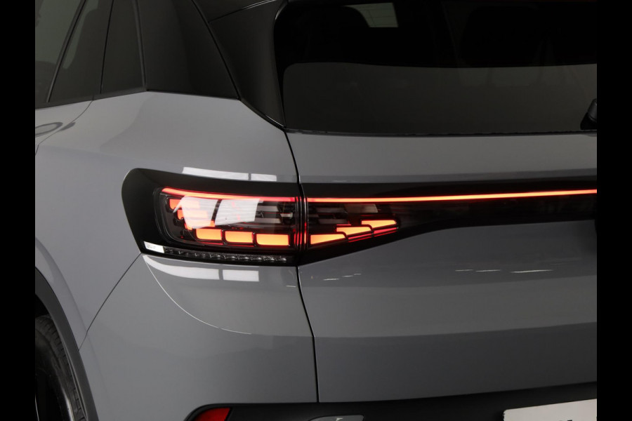 Volkswagen ID.4 Pro Limited Edition Plus 77 kWh accu 210 kW / 286 / Panoramadak / Trekhaak / Massage / IQ-light