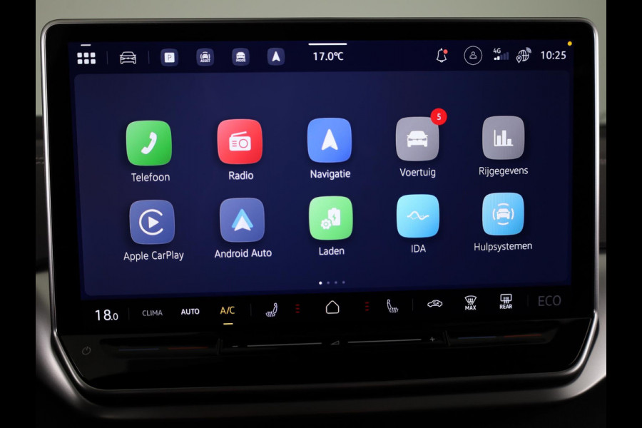 Volkswagen ID.4 Pro Limited Edition Plus 77 kWh accu 210 kW / 286 / Panoramadak / Trekhaak / Massage / IQ-light