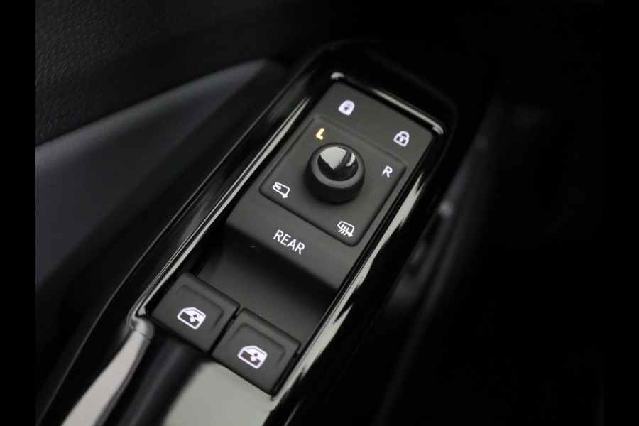 Volkswagen ID.4 Pro Limited Edition Plus 77 kWh accu 210 kW / 286 / Panoramadak / Trekhaak / Massage / IQ-light