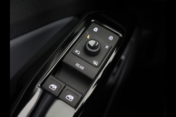 Volkswagen ID.4 Pro Limited Edition Plus 77 kWh accu 210 kW / 286 / Panoramadak / Trekhaak / Massage / IQ-light
