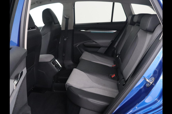 Škoda ENYAQ iV 60 | SOH 92,1 % | Trekhaak | Pano.Dak | LED | Stoelverwarming | Navigatie | Apple Carplay |