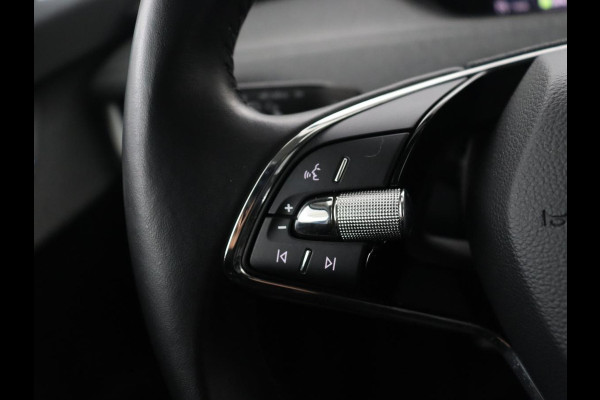 Škoda ENYAQ iV 60 | SOH 92,1 % | Trekhaak | Pano.Dak | LED | Stoelverwarming | Navigatie | Apple Carplay |
