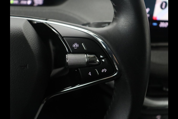 Škoda ENYAQ iV 60 | SOH 92,1 % | Trekhaak | Pano.Dak | LED | Stoelverwarming | Navigatie | Apple Carplay |