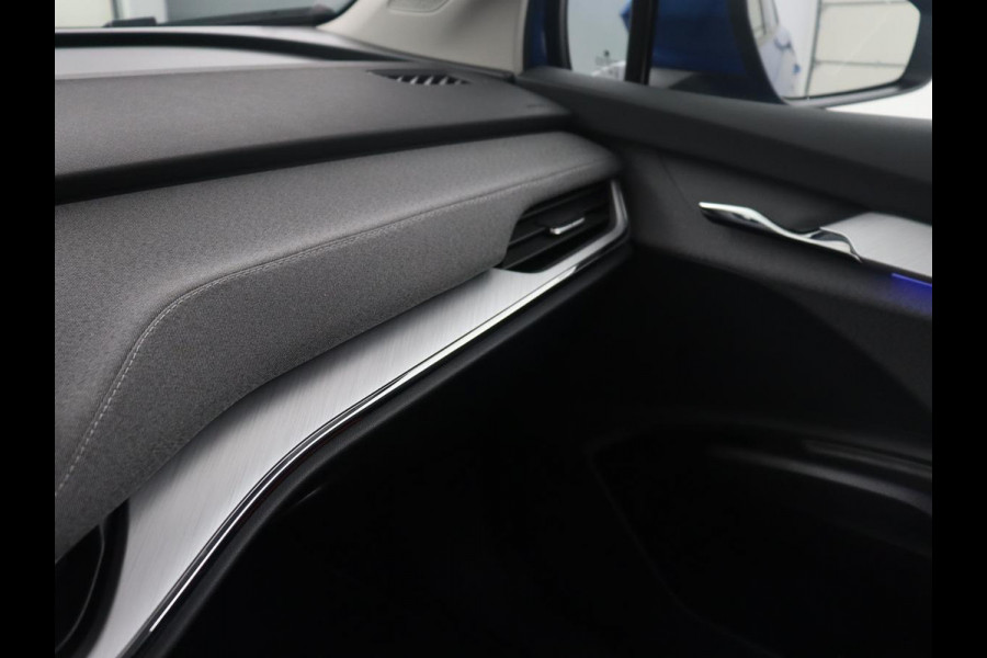 Škoda ENYAQ iV 60 | SOH 92,1 % | Trekhaak | Pano.Dak | LED | Stoelverwarming | Navigatie | Apple Carplay |