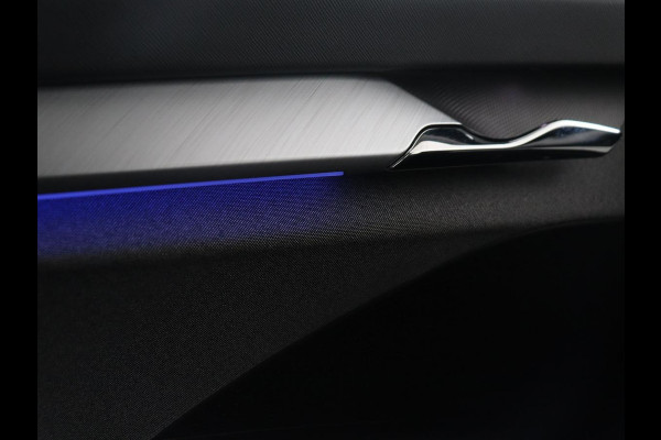 Škoda ENYAQ iV 60 | SOH 92,1 % | Trekhaak | Pano.Dak | LED | Stoelverwarming | Navigatie | Apple Carplay |