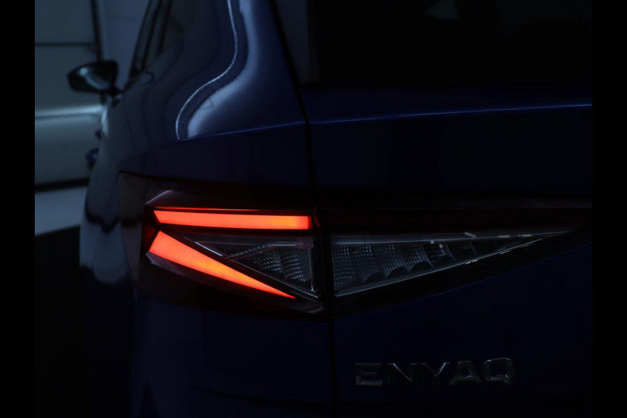Škoda ENYAQ iV 60 | SOH 92,1 % | Trekhaak | Pano.Dak | LED | Stoelverwarming | Navigatie | Apple Carplay |